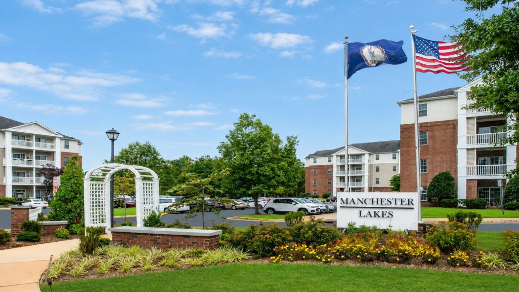 Manchester Lakes 55 Plus affordable 55+ apartments in Alexandria VA